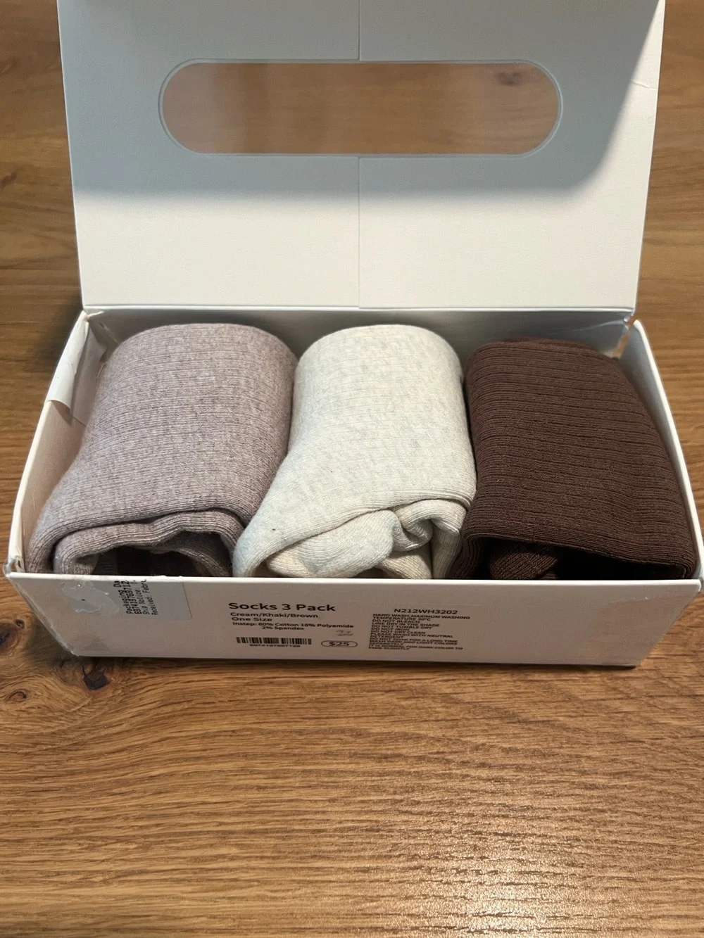 Neiwai 3 Pack Crew Socks Cream Khaki Brown Cotton Blend New in Box One Size